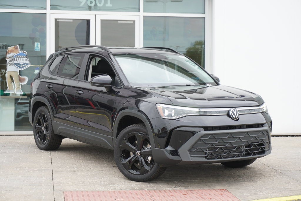2027 Volkswagen Taos 1.5T SE Black