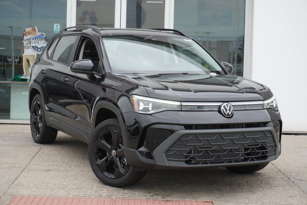 2027 Volkswagen Taos 1.5T SE Black