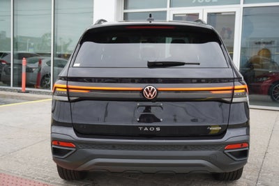 2027 Volkswagen Taos 1.5T SE Black