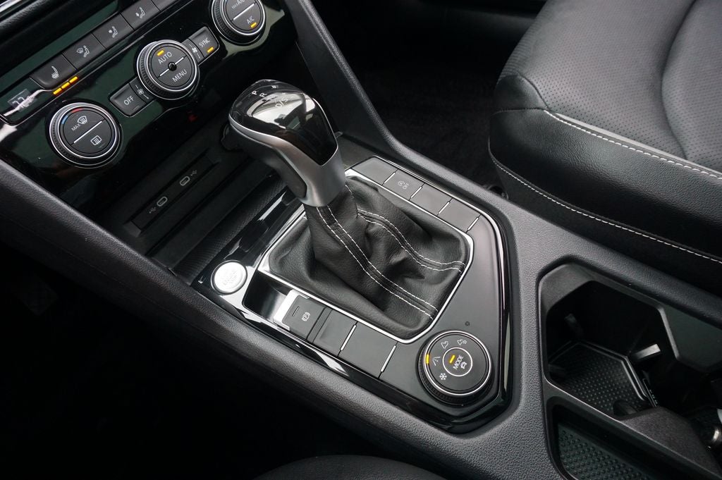2023 Volkswagen Taos 1.5T SEL