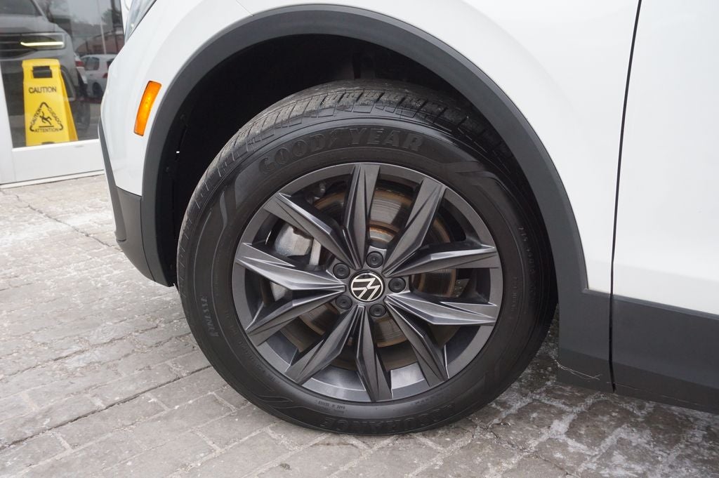 2023 Volkswagen Tiguan 2.0T SE