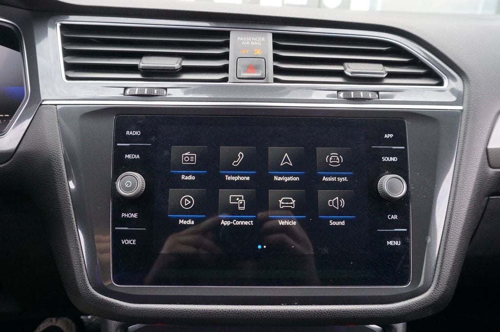 2023 Volkswagen Tiguan 2.0T SE