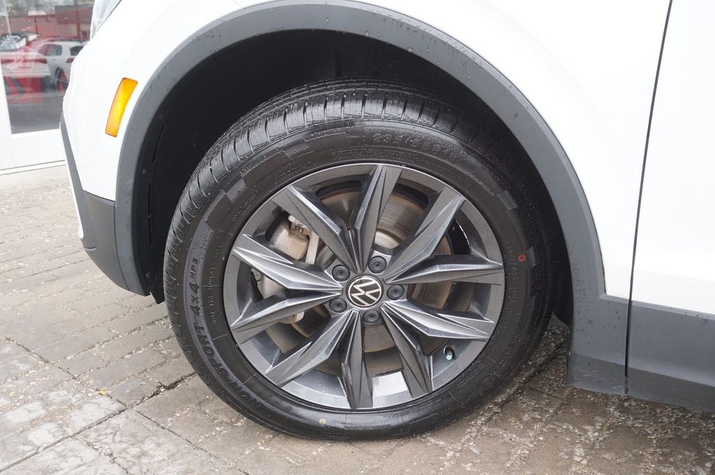 2023 Volkswagen Tiguan 2.0T SE