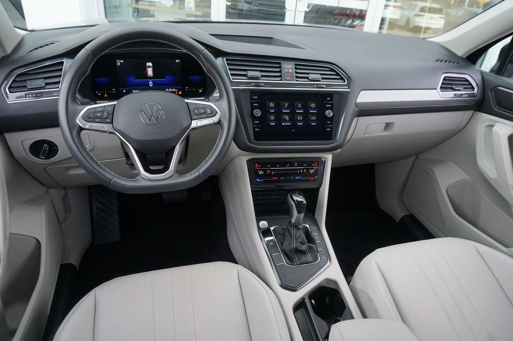 2023 Volkswagen Tiguan 2.0T SE