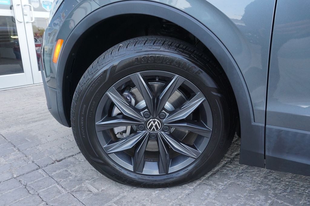 2023 Volkswagen Tiguan 2.0T SE