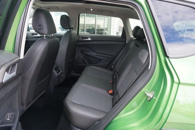 2025 Volkswagen Taos 1.5T SE Black