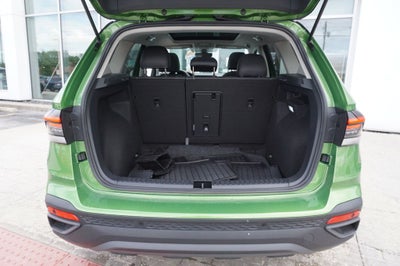 2025 Volkswagen Taos 1.5T SE Black