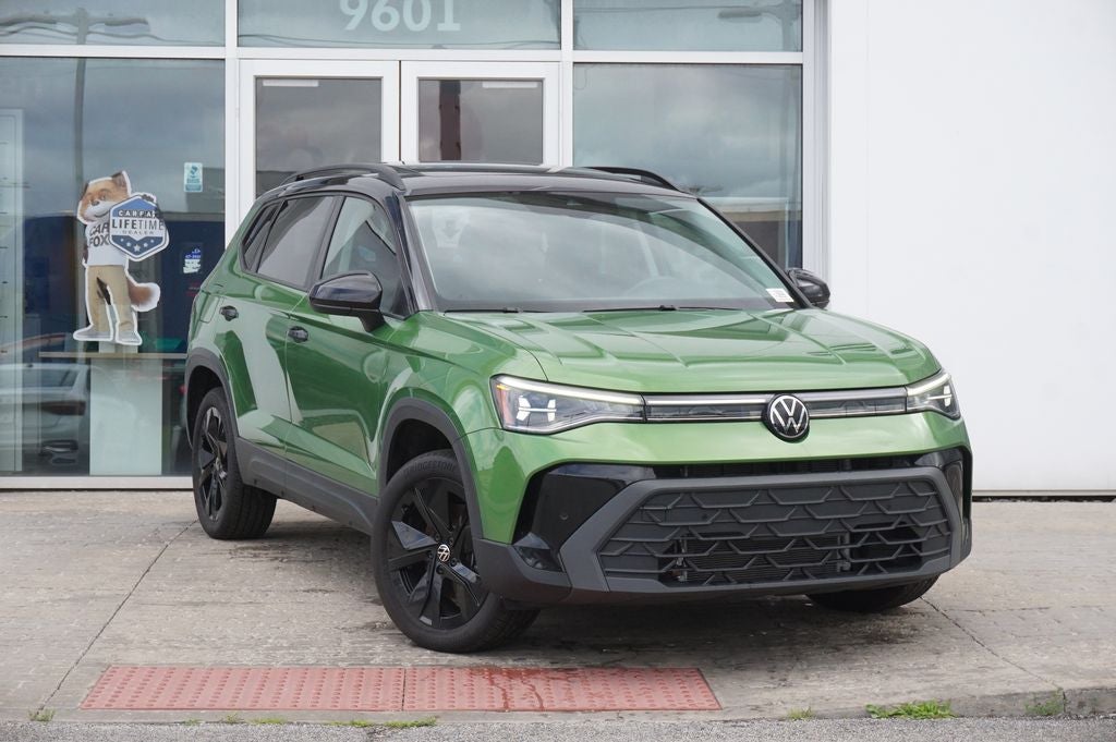 2025 Volkswagen Taos 1.5T SE Black