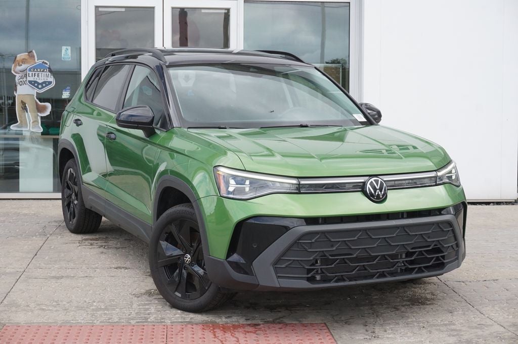2025 Volkswagen Taos 1.5T SE Black