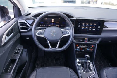 2025 Volkswagen Taos 1.5T SE Black