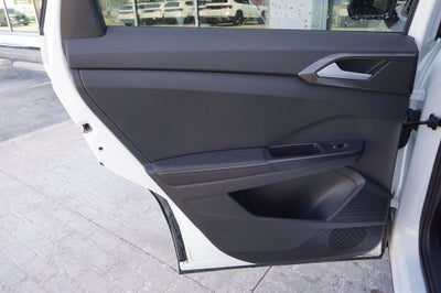 2025 Volkswagen Taos 1.5T SE Black