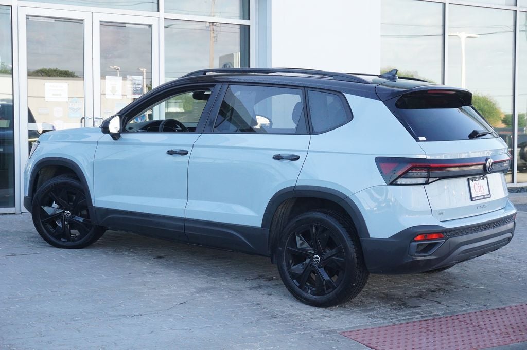 2025 Volkswagen Taos 1.5T SE Black