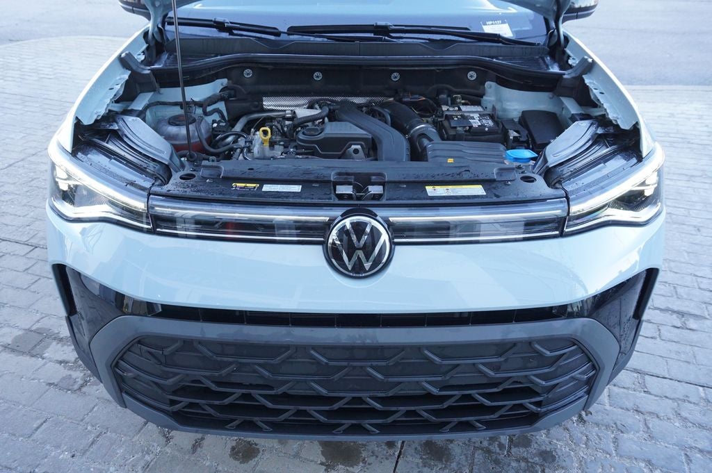 2025 Volkswagen Taos 1.5T SE Black