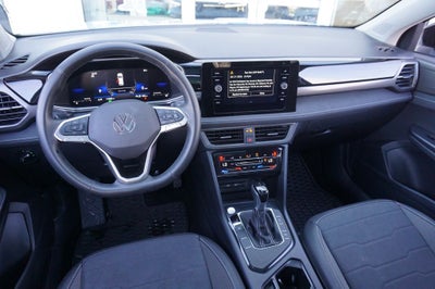 2025 Volkswagen Taos 1.5T SE Black