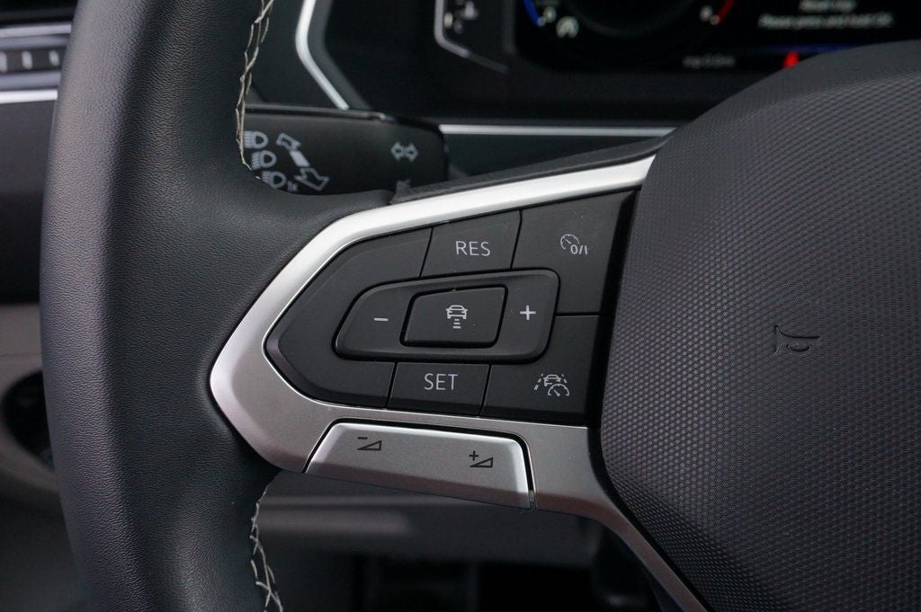 2023 Volkswagen Tiguan 2.0T SEL R-Line