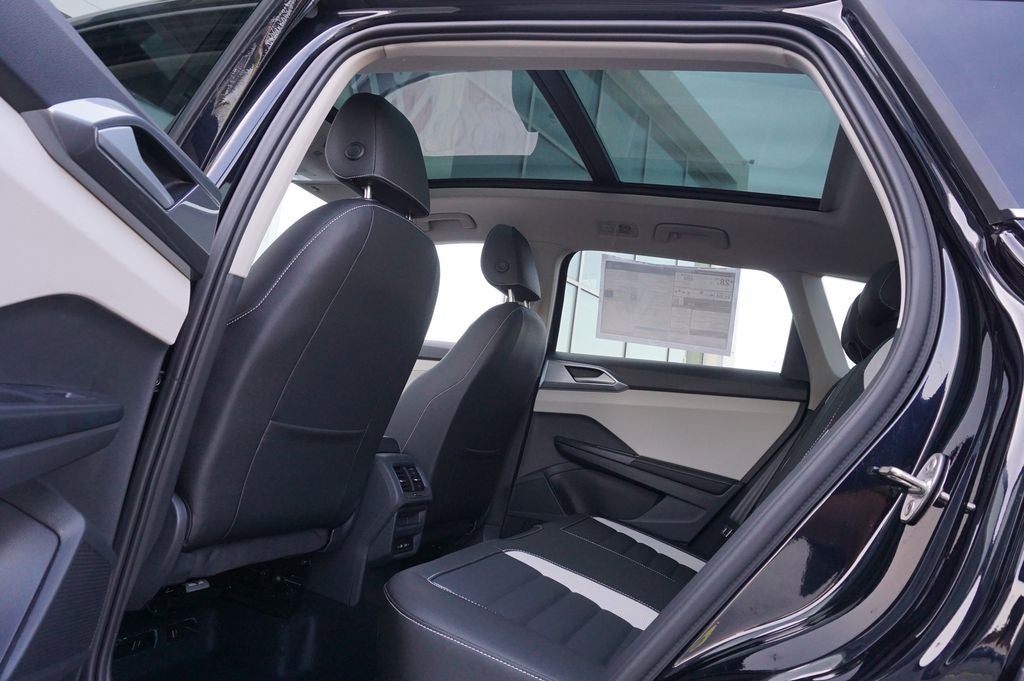 2026 Volkswagen Taos 1.5T SEL