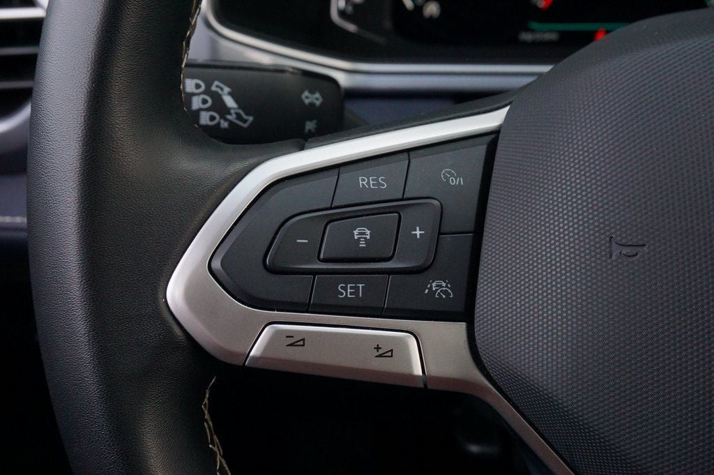 2025 Volkswagen Taos 1.5T SEL