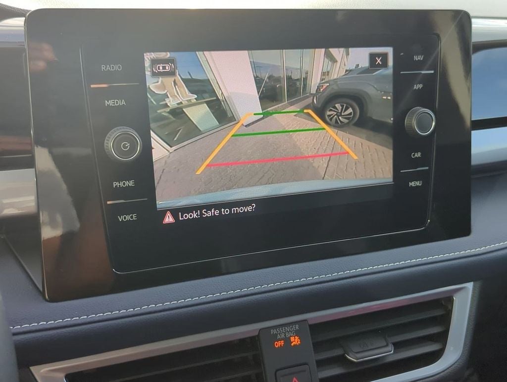 2025 Volkswagen Taos 1.5T SEL