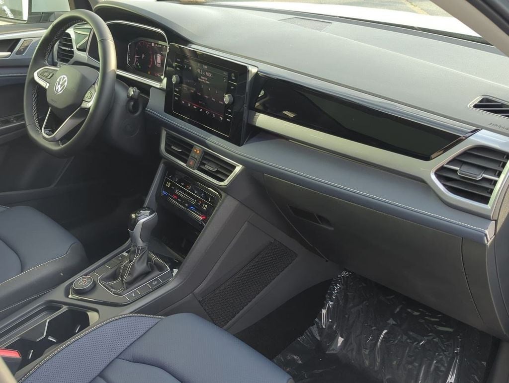 2025 Volkswagen Taos 1.5T SEL