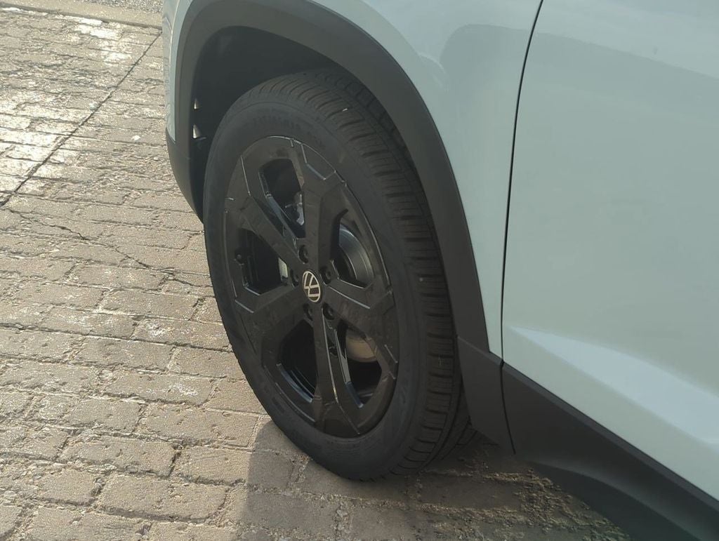 2025 Volkswagen Taos 1.5T SEL