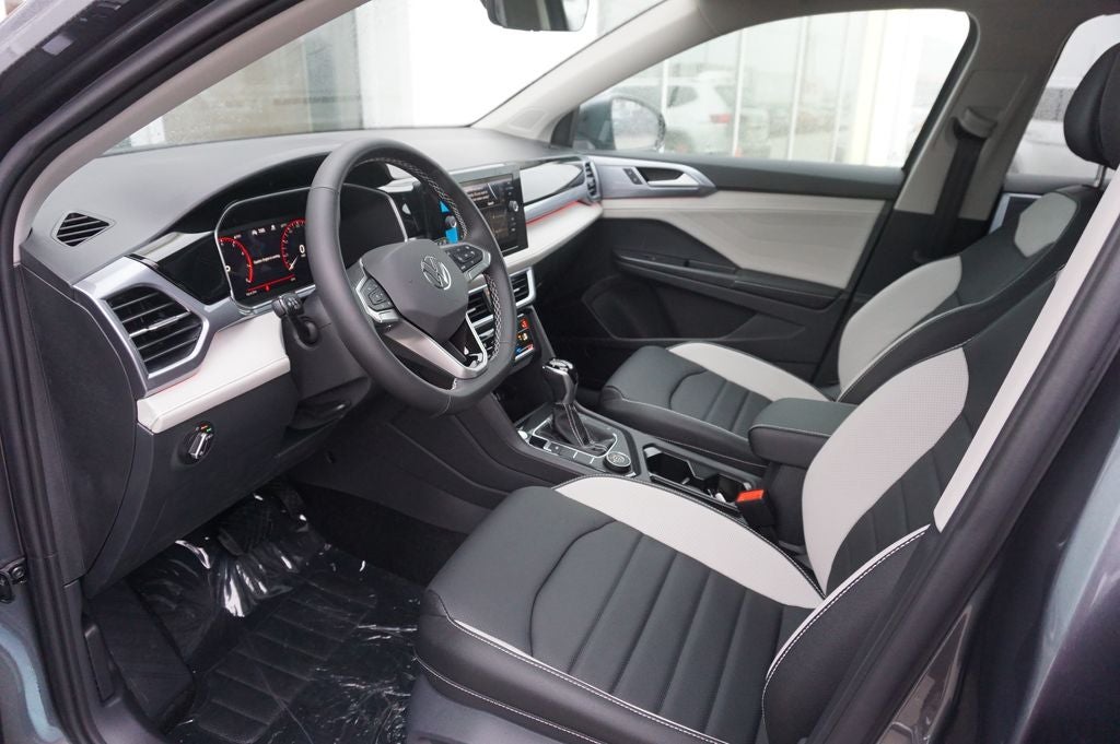 2026 Volkswagen Taos 1.5T SEL