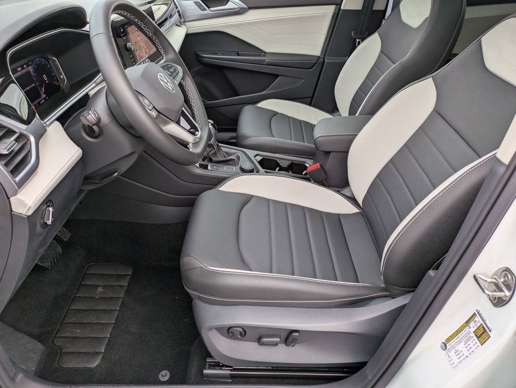 2025 Volkswagen Taos 1.5T SEL