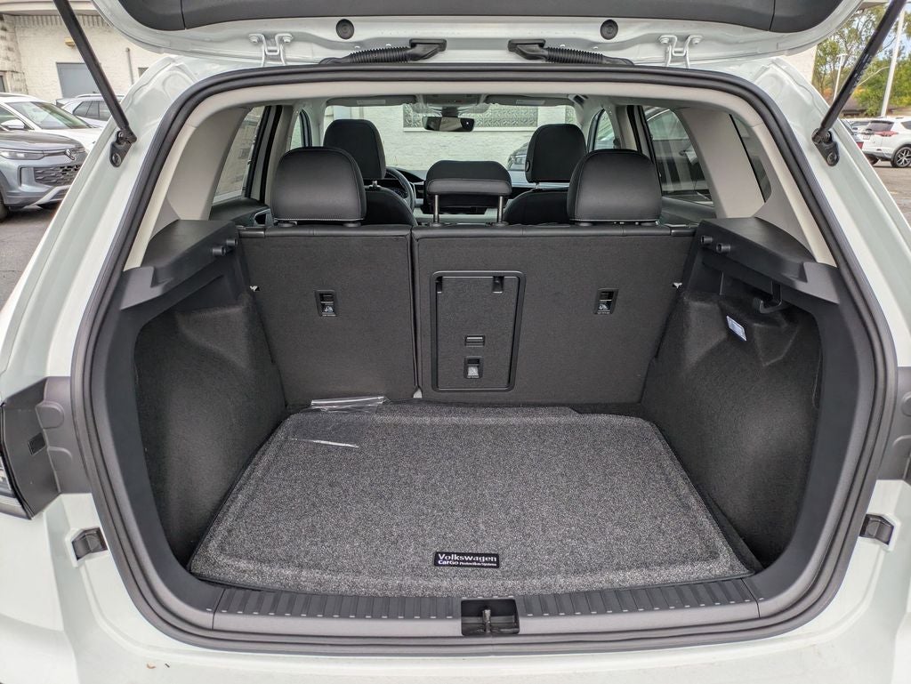 2025 Volkswagen Taos 1.5T SEL