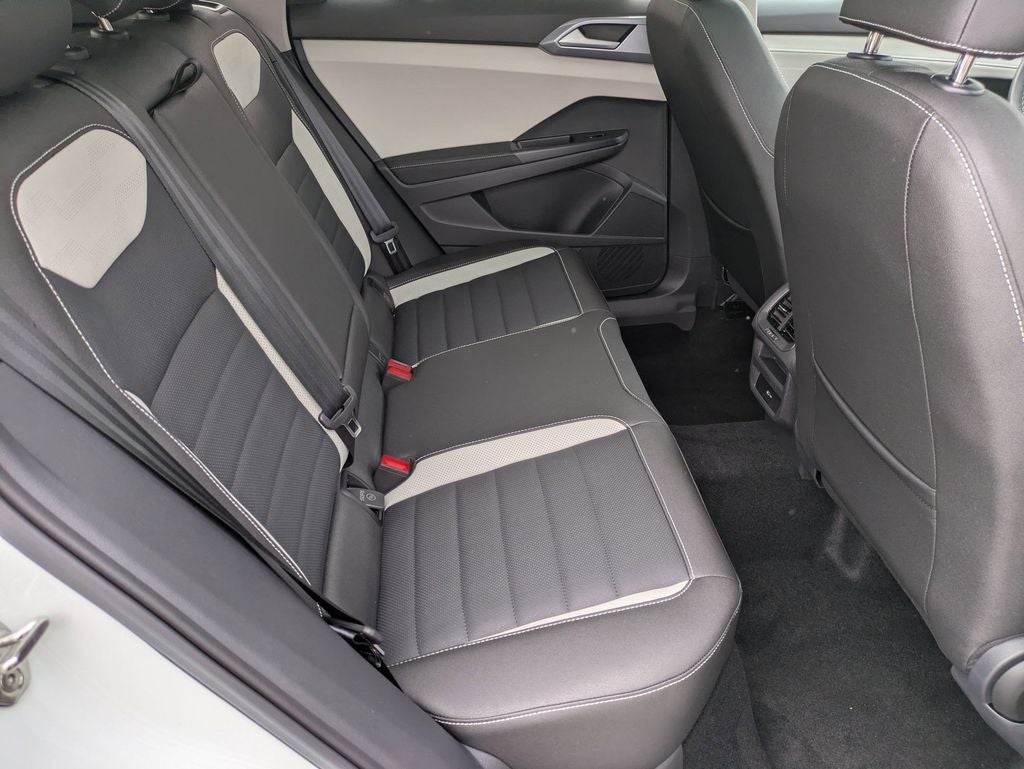 2025 Volkswagen Taos 1.5T SEL