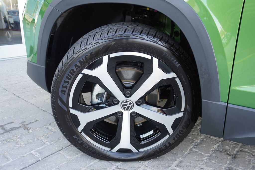 2025 Volkswagen Taos 1.5T SEL
