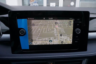 2026 Volkswagen Taos 1.5T SEL