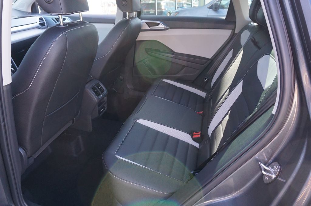 2026 Volkswagen Taos 1.5T SEL