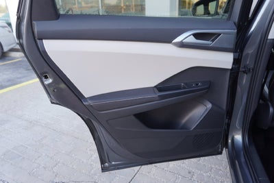 2026 Volkswagen Taos 1.5T SEL