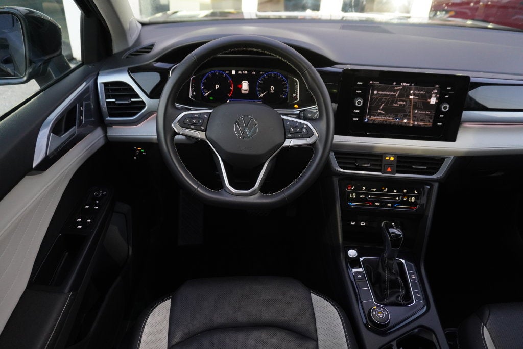 2025 Volkswagen Taos 1.5T SEL