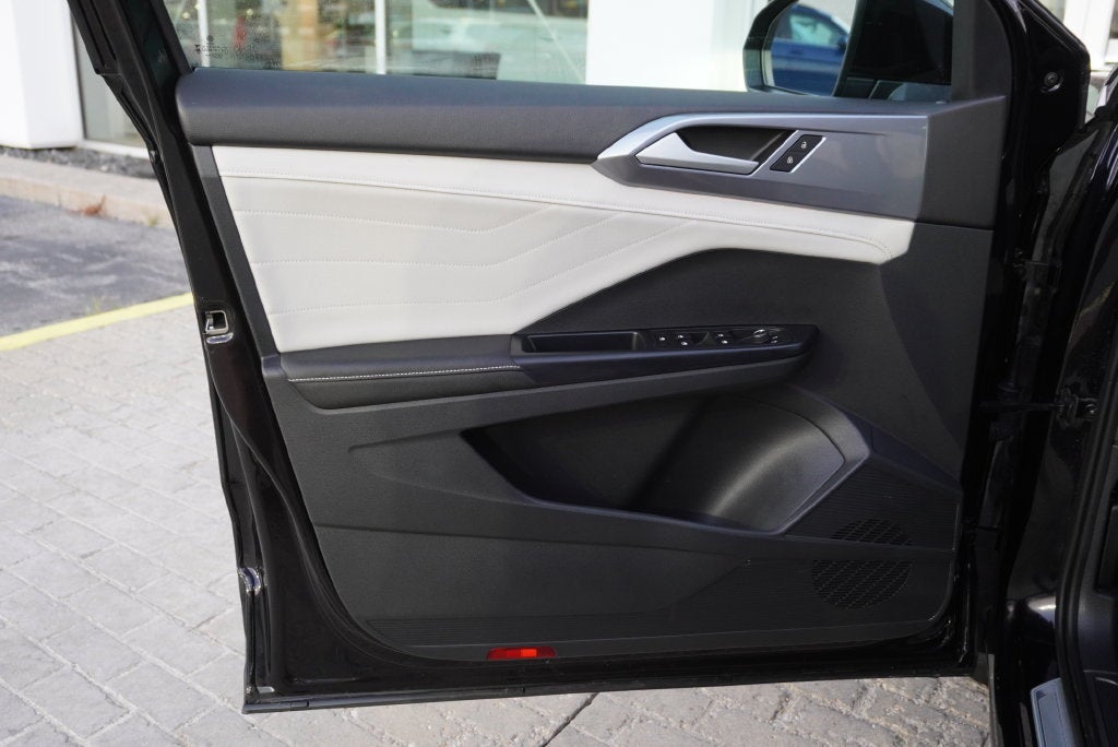 2025 Volkswagen Taos 1.5T SEL
