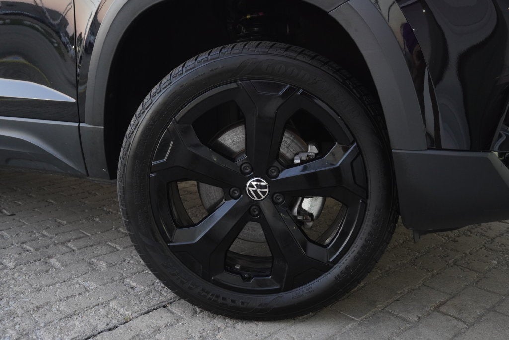 2025 Volkswagen Taos 1.5T SEL