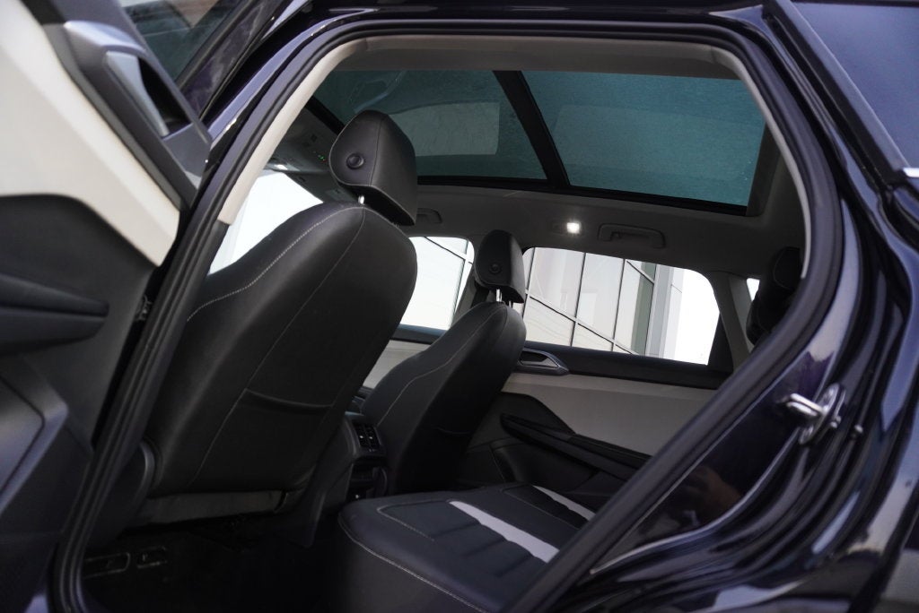 2025 Volkswagen Taos 1.5T SEL
