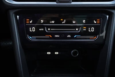 2025 Volkswagen Taos 1.5T SEL