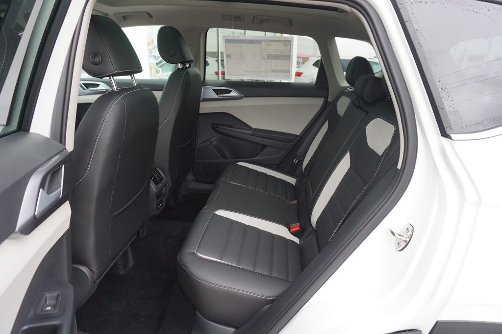 2026 Volkswagen Taos 1.5T SEL