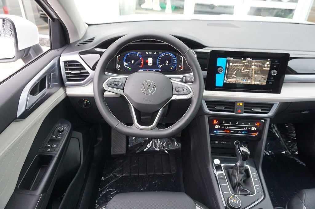 2026 Volkswagen Taos 1.5T SEL