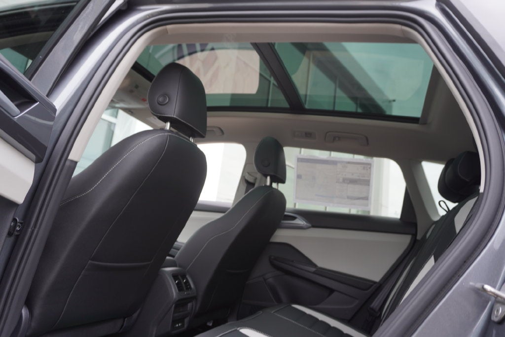 2027 Volkswagen Taos 1.5T SEL