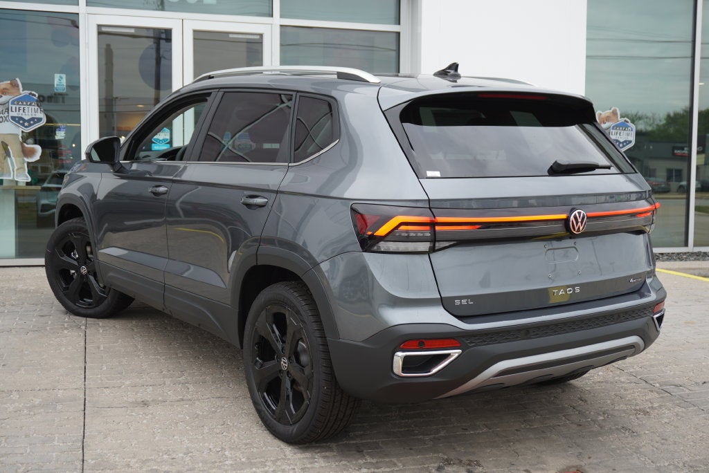 2027 Volkswagen Taos 1.5T SEL