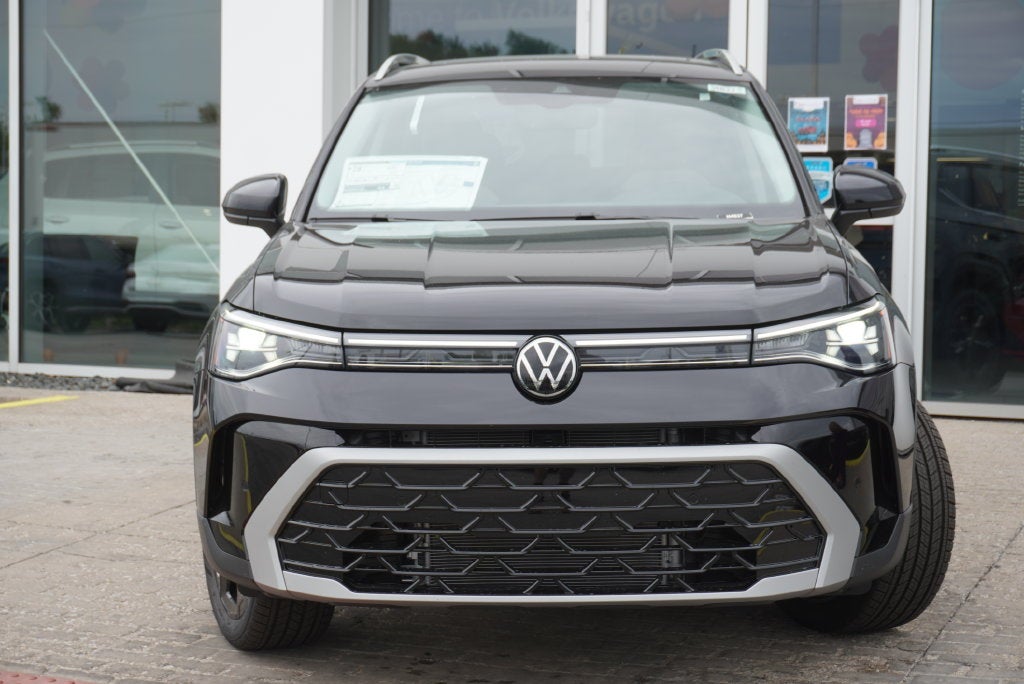 2027 Volkswagen Taos 1.5T SEL