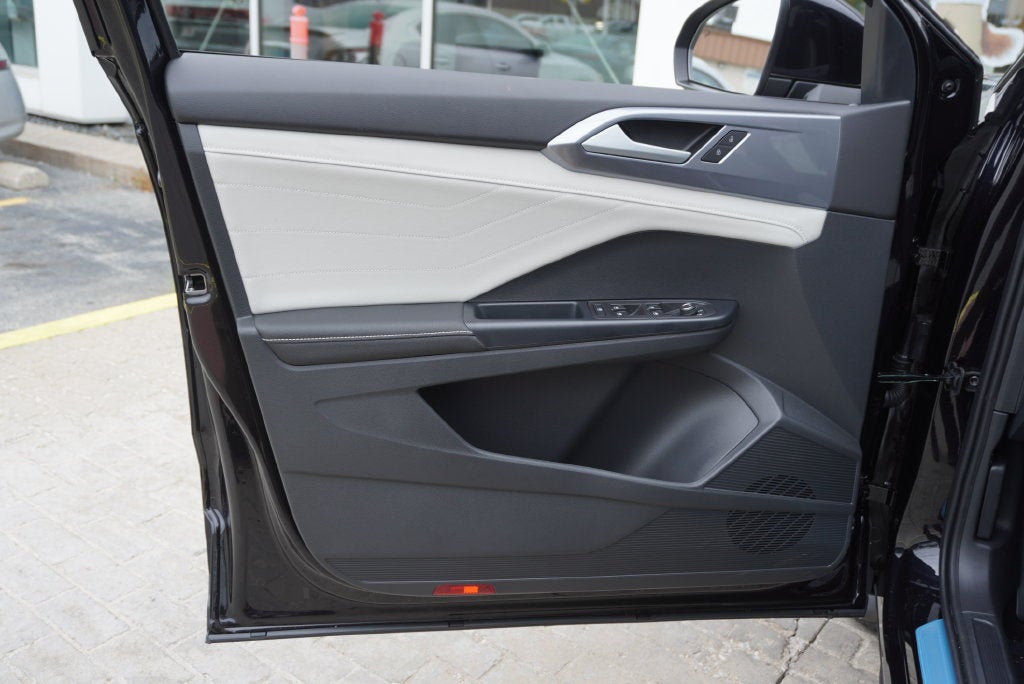 2027 Volkswagen Taos 1.5T SEL