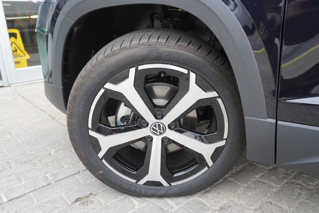 2027 Volkswagen Taos 1.5T SEL