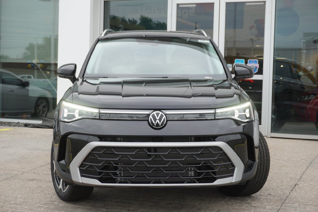 2027 Volkswagen Taos 1.5T SEL