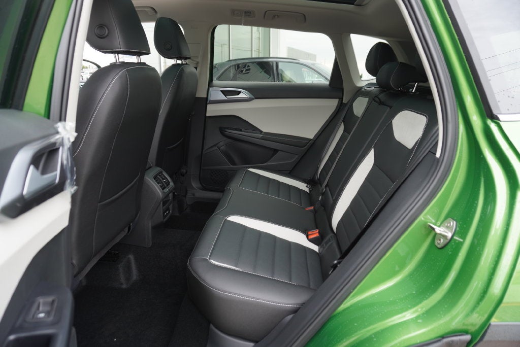 2027 Volkswagen Taos 1.5T SEL