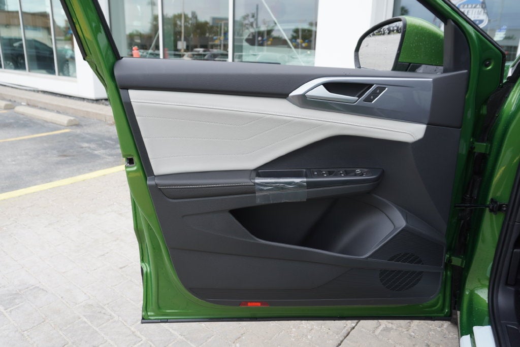 2027 Volkswagen Taos 1.5T SEL