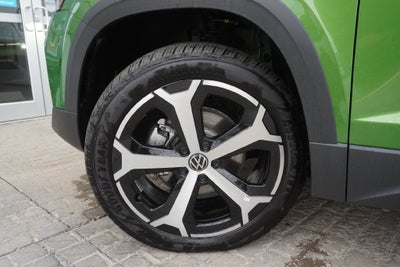 2027 Volkswagen Taos 1.5T SEL