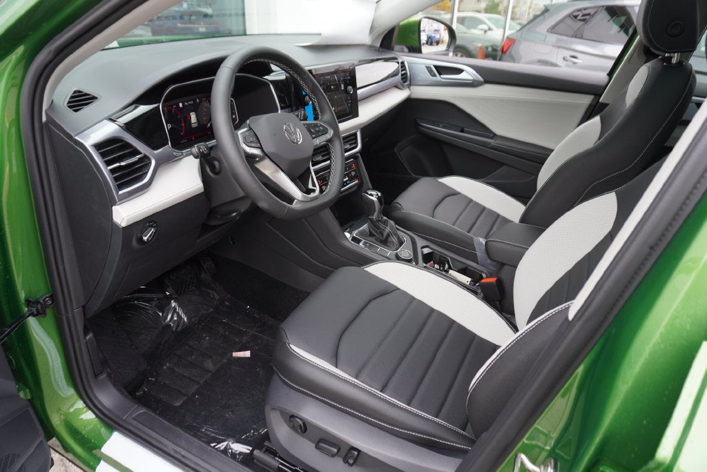 2027 Volkswagen Taos 1.5T SEL