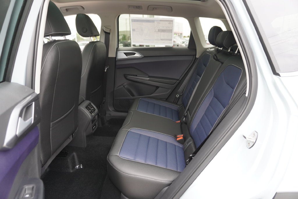 2027 Volkswagen Taos 1.5T SEL